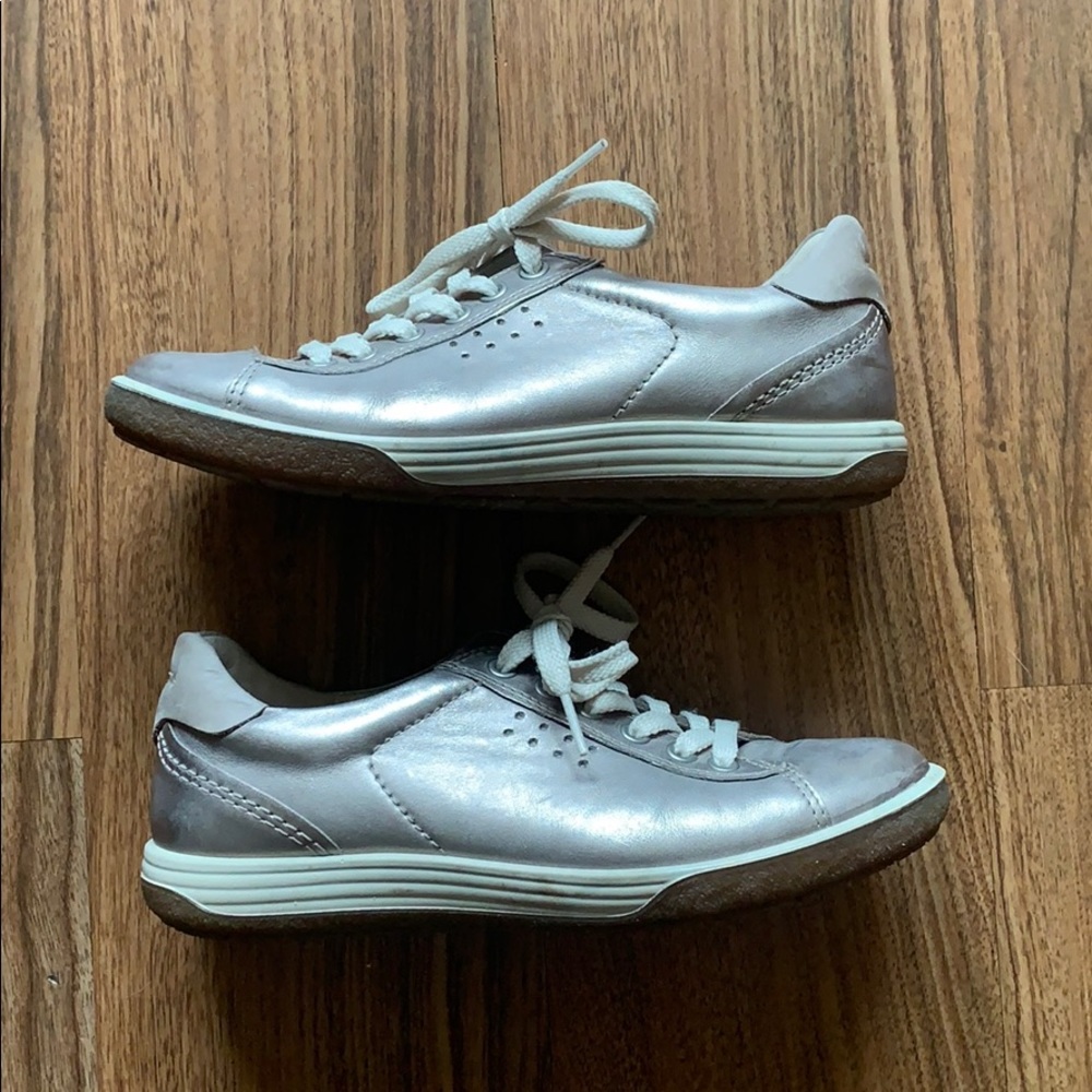 Ecco silver sneaker - Picture 2 of 8